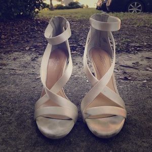 Imagine VINCE CAMUTO High Heels